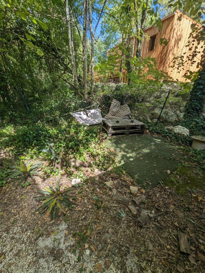 Gîte zen dans les bois Blesignac Extérieur photo