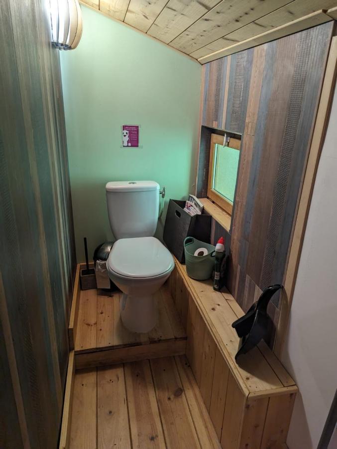 Gîte zen dans les bois Blesignac Extérieur photo